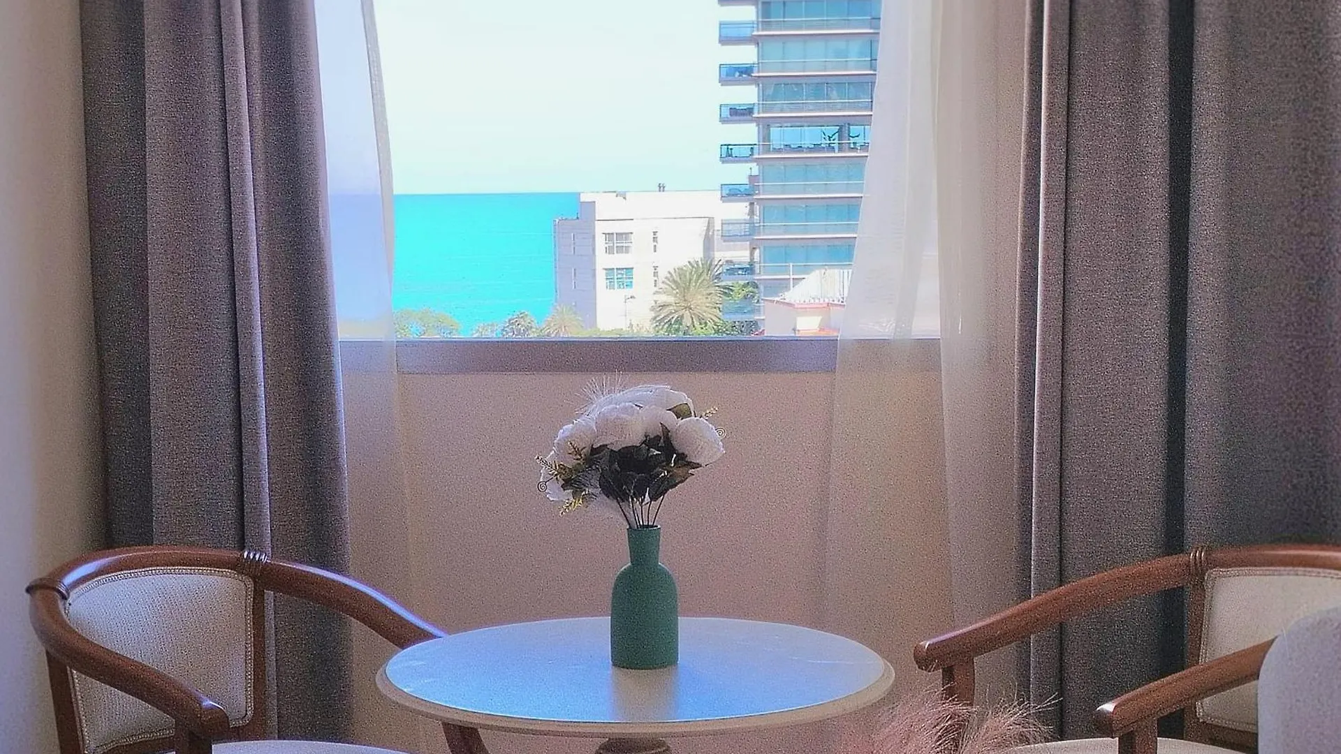 *****  Hotel Mediterranee Beyrouth Lebanon